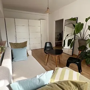 Vibey & Spacious Riverside With Fast Wifi , Warszawa Polska