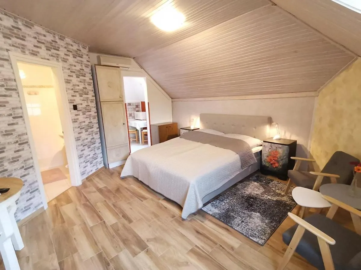 Marika Apartman Hajdúszoboszló 0*,